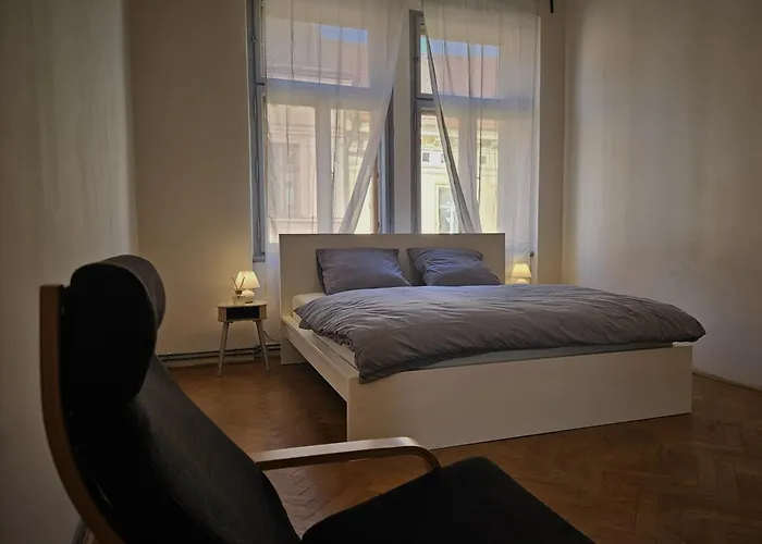 An House - Smart Choice For 6
